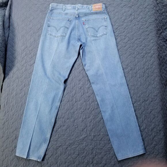 Levis Jeans Mens 38 X 38 Blue 550 Relaxed Fit Straight Medium Wash American - Picture 2 of 12